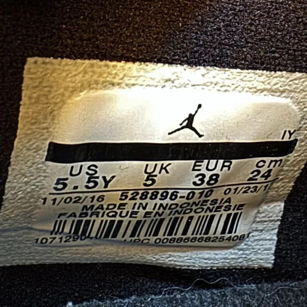 Air Jordan 11 Retro Low Barons (GS) Shoes